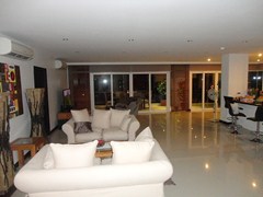 SOV : 7th Floor Room 705 - Condominium - Pratumnak - 