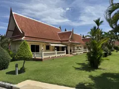 Stunning 3-Bedroom Villa  - House - Bang Sare - Bang Saray